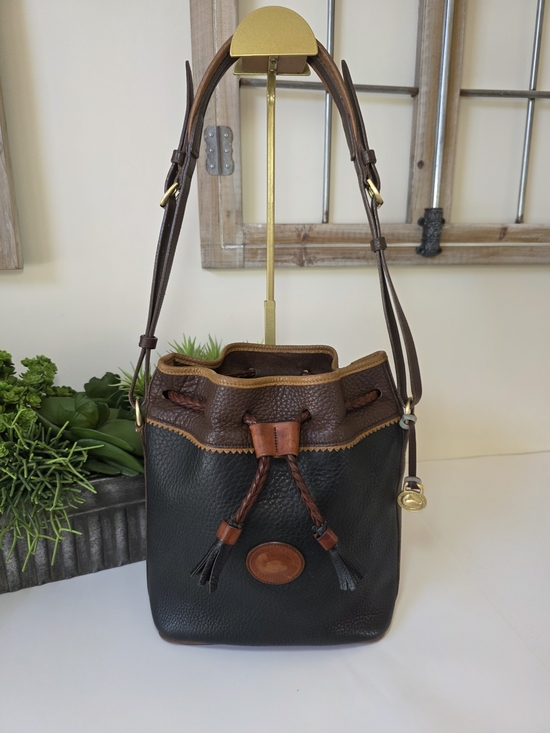 Dooney & Bourke Handbags - Vintage Dooney & Bourke Teton All Weather Leather Drawstring Bucket Bag USA